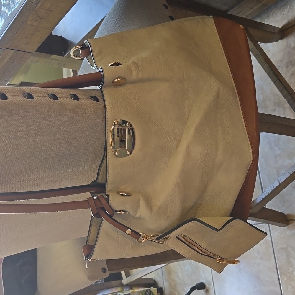 LG Tote Handbag